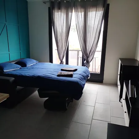 T2 Moderne Proche Centre Avec Balcon Et Wifi Saint-Lo
