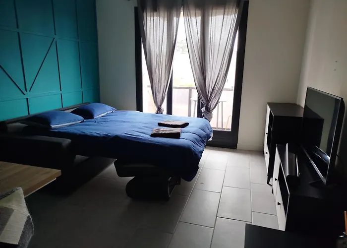 T2 Moderne Proche Centre Avec Balcon Et Wifi Saint-Lo